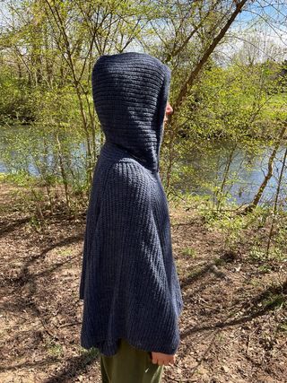 Poncho azul tejido talla única con capucha