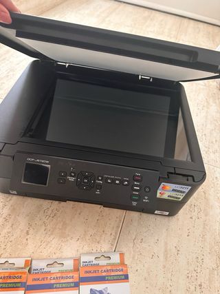 Impresora Epson DCP-J572DW + Cartuchos