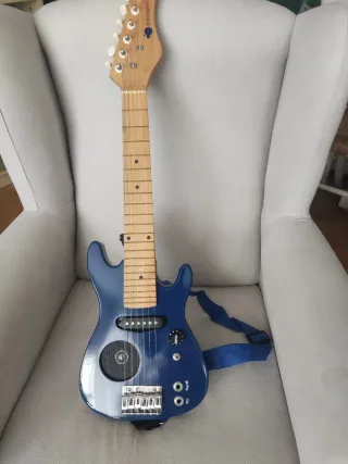 Guitarra azul infantil