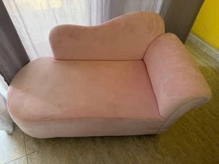 Sofá para perros rosa antes 30