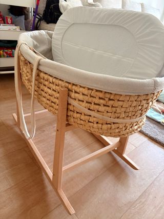 Moisés para bebé de mimbre