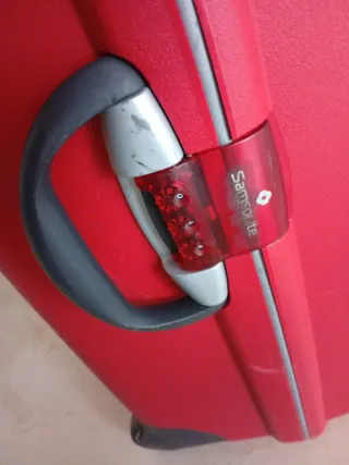 Maleta Samsonite Rígida Roja