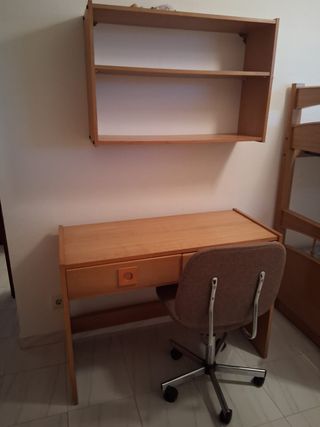REGALO GRATIS Escritorio de madera con silla