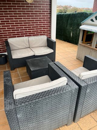 Conjunto Muebles Jardín Sofá y Mesa