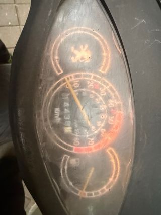 Peugeot Clic 50 Scooter Negra