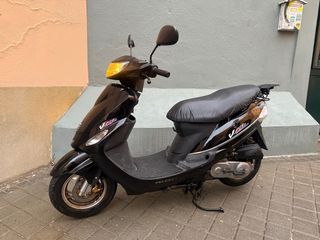 Peugeot Clic 50 Scooter Negra