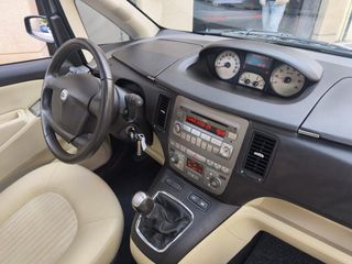 Lancia Musa 2010
