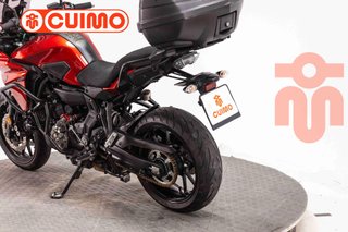 YAMAHA TRACER 7