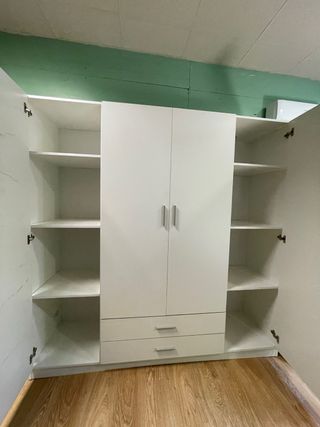 Armario blanco 4 puertas con 2 cajones