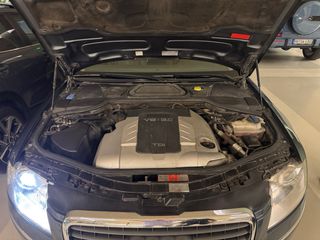 Audi A8 TDI Quattro 2005