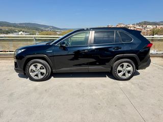 Toyota RAV4 AWD 2019