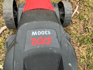 Cortacésped Eléctrico Skil 1300W