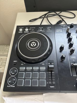 Mesa DJ Pioneer DDJ-400 como nueva