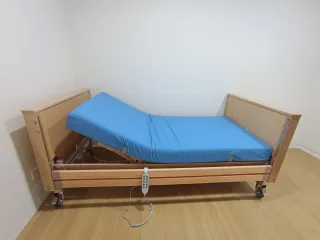 Cama Articulada Medicaltec Elevadora