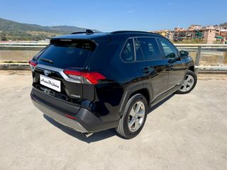Toyota RAV4 AWD 2019