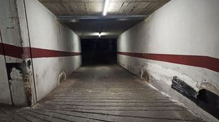 Garaje en alquiler en Eixample Nord – La Devesa en Girona