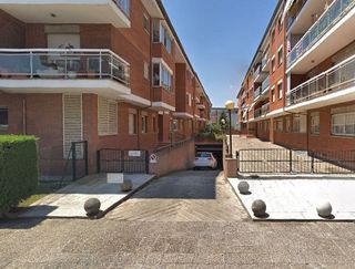 Garaje en alquiler en Eixample Nord – La Devesa en Girona