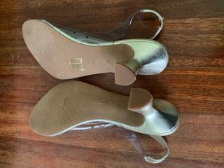 Sandalias Antonio Parriego  transparentes Doradas