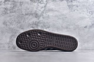 Adidas Samba Blancas con Franjas Negras