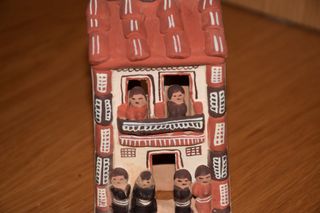 Igreja Peruana Artesanal Cerâmica Barro