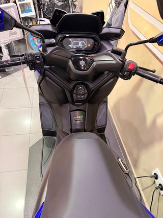 YAMAHA XMAX 125 (2026)