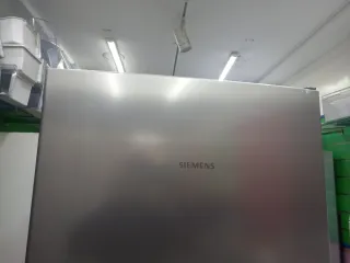 Frigorífico SIEMENS combi no frost