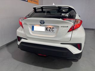 Toyota C-HR 1.8 125H Dynamic Plus