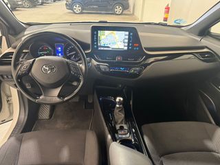 Toyota C-HR 1.8 125H Dynamic Plus