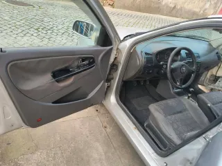 SEAT Ibiza 2000