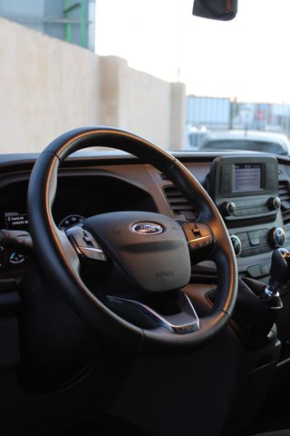 Ford Transit 350 96kW L2H2 Van Trend AWD