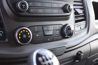 Ford Transit 350 96kW L2H2 Van Trend AWD