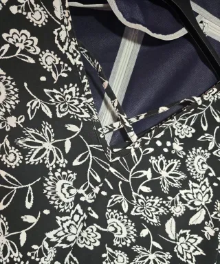 Vestido estampado floral sin mangas