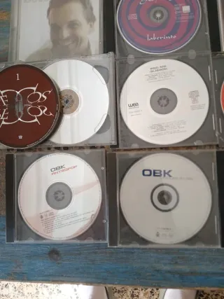 Lote 16 CDs Pop Nacional e Internacional