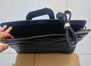 LOTE 2 Maletines Piel NUEVOS (Orient y Esine) -