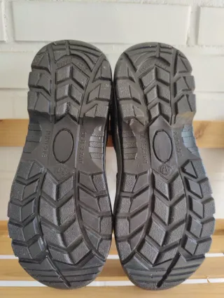 Zapatos de seguridad Anibal negros y azules