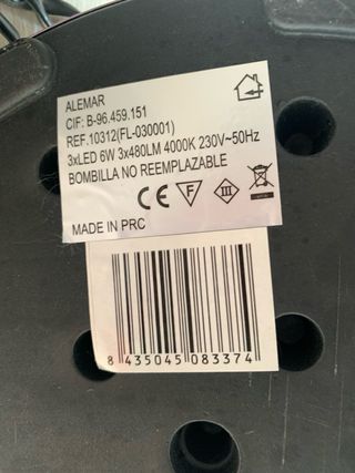 Lámpara de pie LED moderna