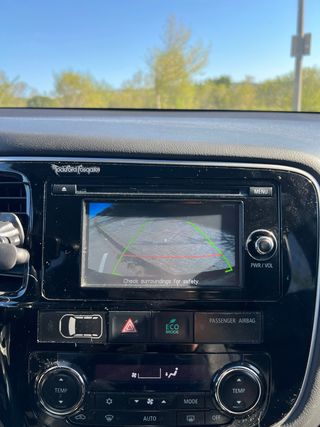 Mitsubishi Outlander PHEV 2016