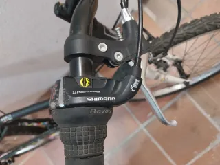 Bicicleta Btwin Negra y Blanca