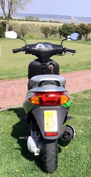 Scooter Derbi Atlantis Bullet 50cc Plata/Verde