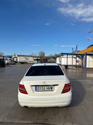 Mercedes-Benz Clase C 2011