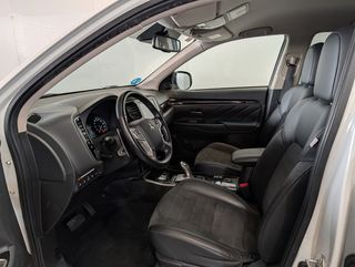 Mitsubishi Outlander 2.4 PHEV KAITEKI AUTO 4WD