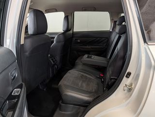 Mitsubishi Outlander 2.4 PHEV KAITEKI AUTO 4WD