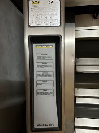 Horno de pan Mondial Forni
