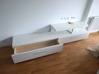 Mueble de salón modular blanco y negro