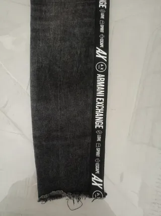 Vaqueros Armani Exchange