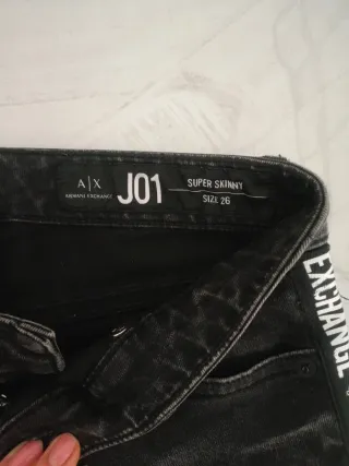 Vaqueros Armani Exchange