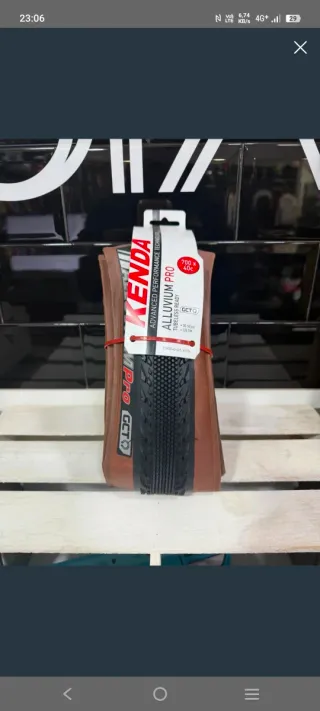 Kenda Alluvium Pro 700x40c Tubeless Ready Gravel