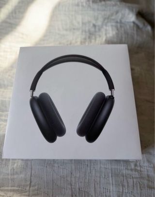 Apple AirPods Max Space Gray