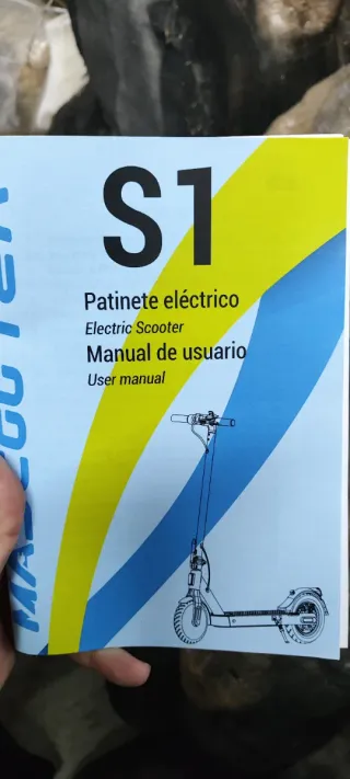 Disfraz Bruja Escoba Motorizada