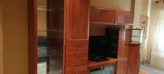 Mesa centro madera y cristal y mueble de TV salón